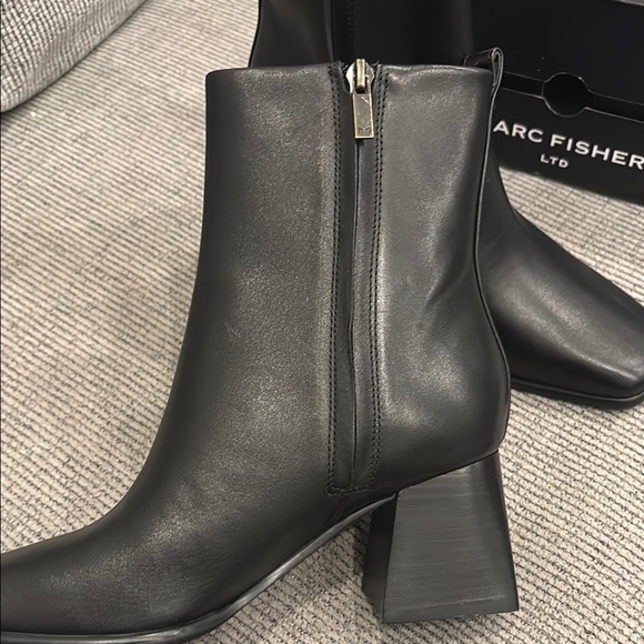 Marc Fisher Black Women's Ankle Boots brand new - Picture 6 of 10